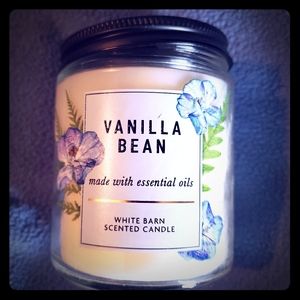 Vanilla Bean candle by White Barn